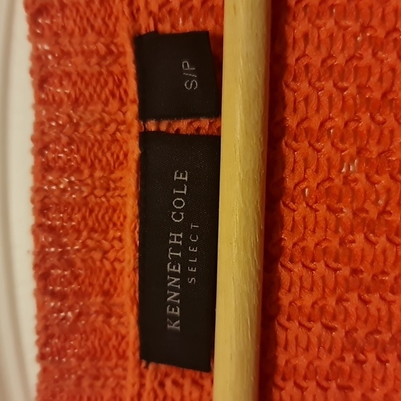 Kenneth Cole woman small cardigan  in coral color. 3/4 sleeves - Picture 2 of 5